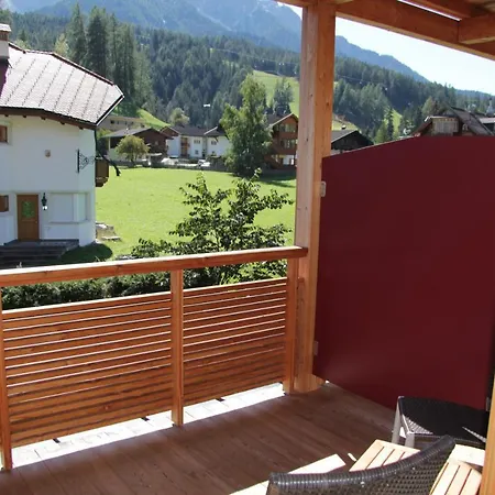 Hotel Garni - Am Burghuegel 3*